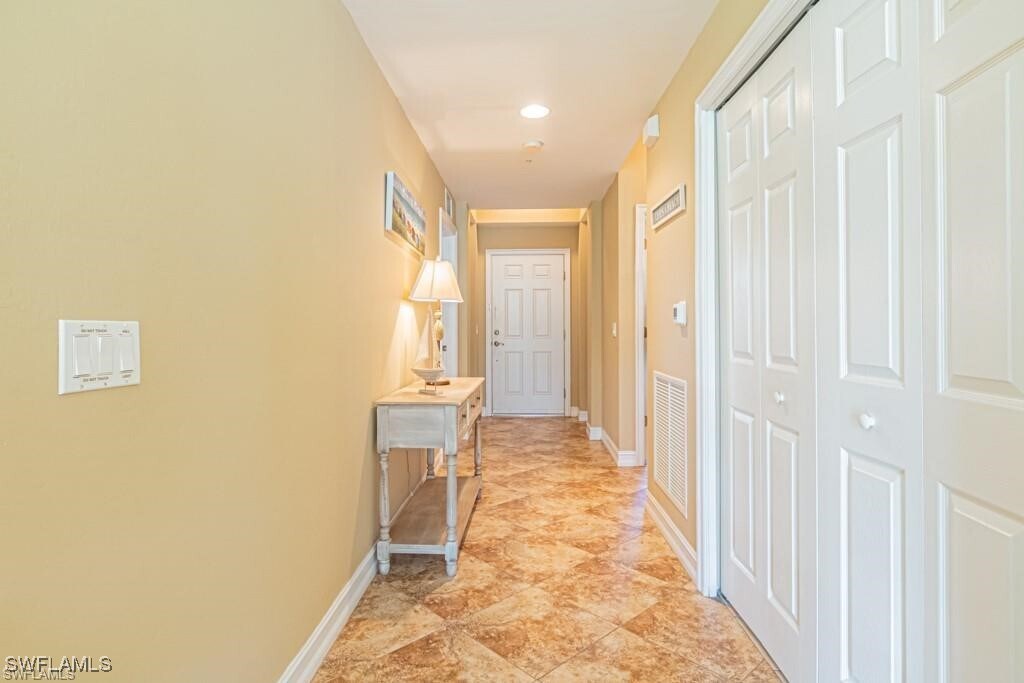 Photo - 10520 Amiata Way Unidad 205 Rental
