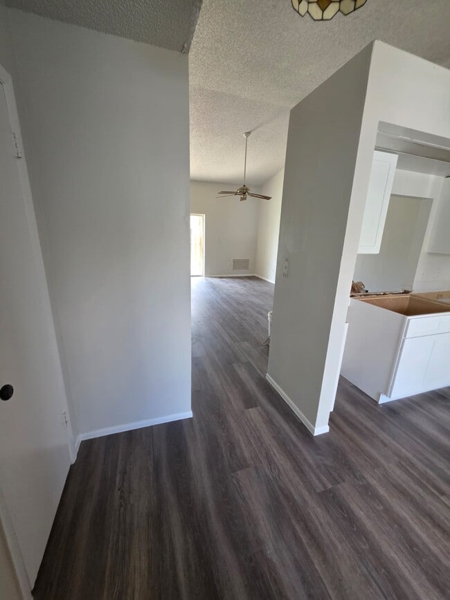 Photo - 5146 La Mancha Ct