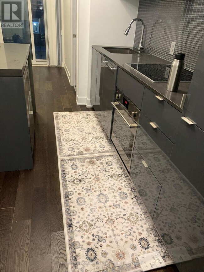 Photo - 7 Grenville St Unité 2701