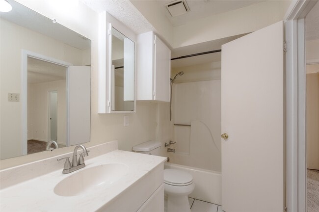 Photo - 138 Summer Pl