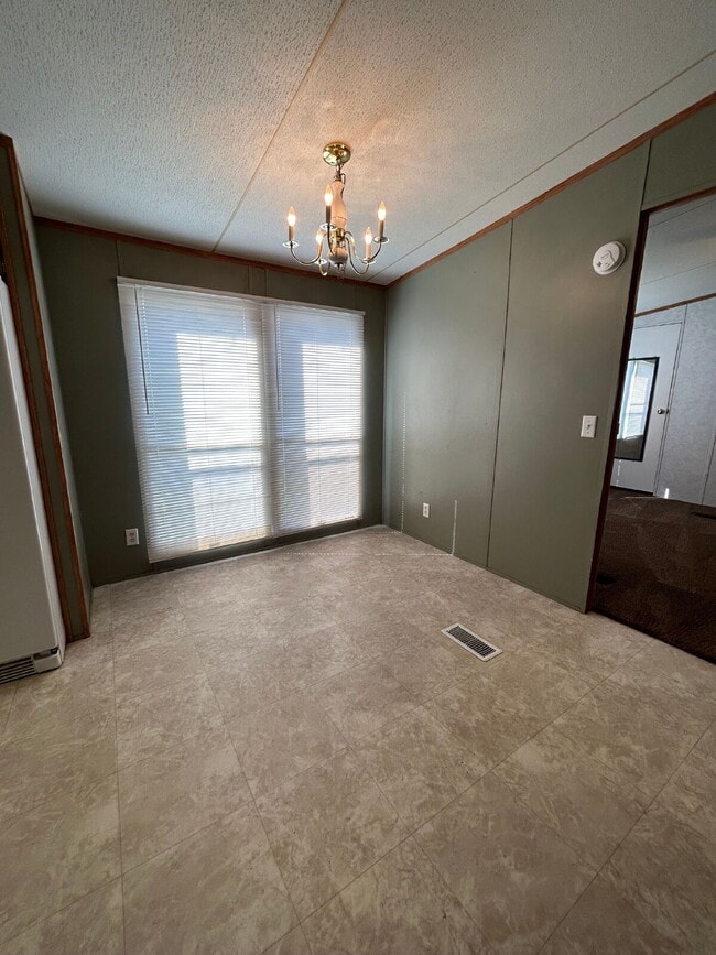 Photo - Commander Palace: Your Tranquil Home Awaits Unidad 56