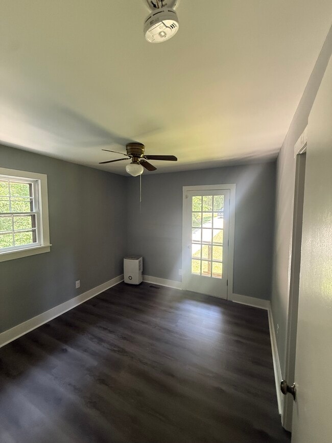 Photo - 3117 Barnsley Ln