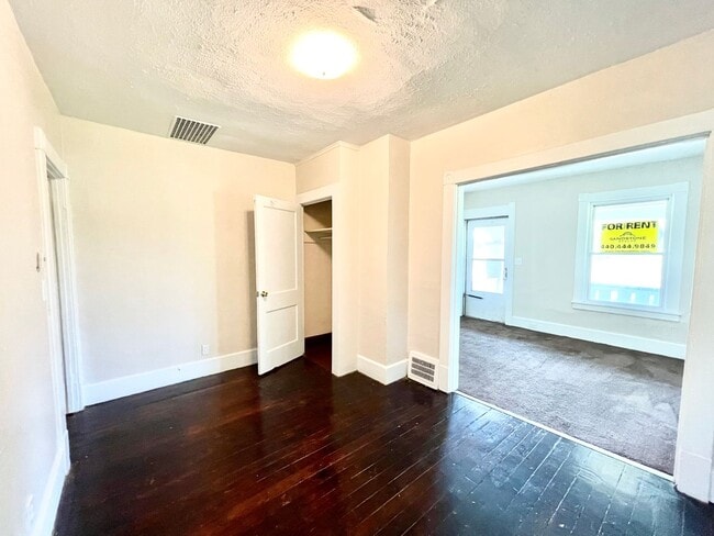 Photo - 1639-1639 E 31st St Unit 1637