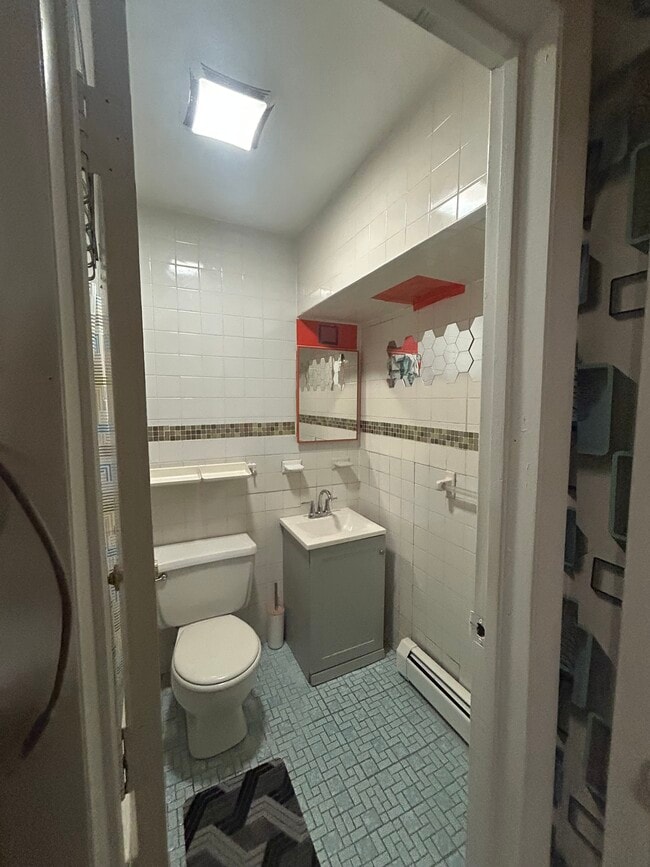 Photo - 5062 69th St