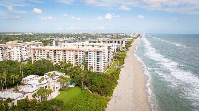 Photo - 1149 Hillsboro Mile Unidad 310