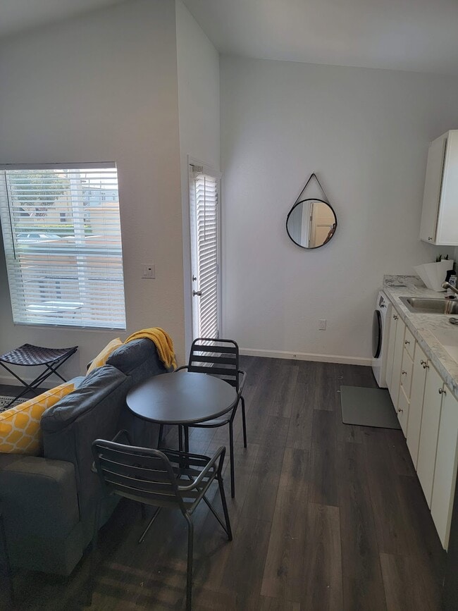 Photo - 2013 W 103rd St Unit ADU SoFi