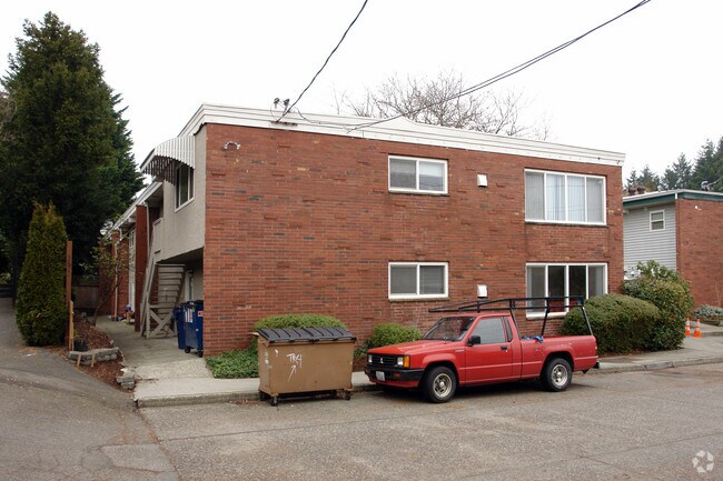 Photo - 3605 Apartments