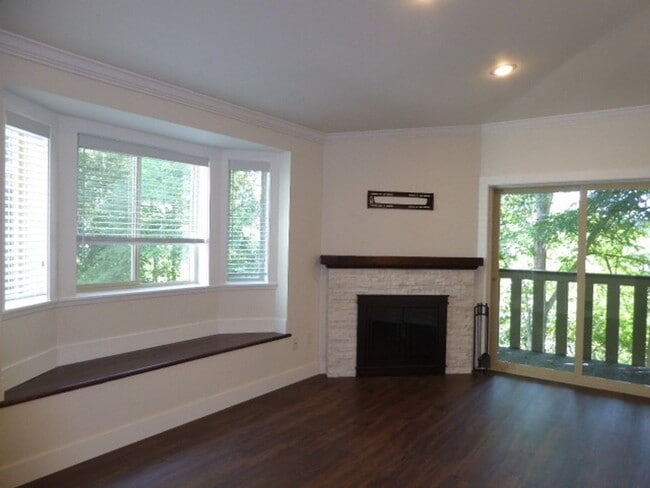 Photo - Charming 1 Bed 1 Bath Condo in Kenmore