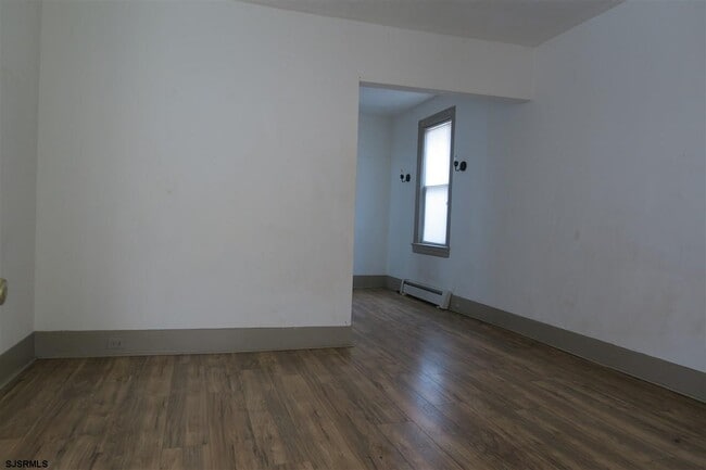 Photo - 3417 Ventnor Ave