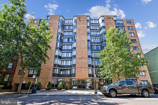 Building Photo - 1718 P St NW Unit 617