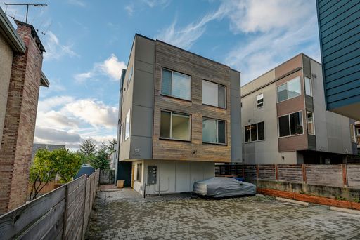 Photo - Stunning Modern 2 Bedroom Townhome in Ballard! AVAILABLE January 10th!