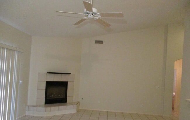 Photo - Unfurnished, 1-year long-term rental