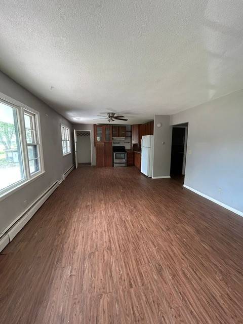 Photo - 604 White St SW