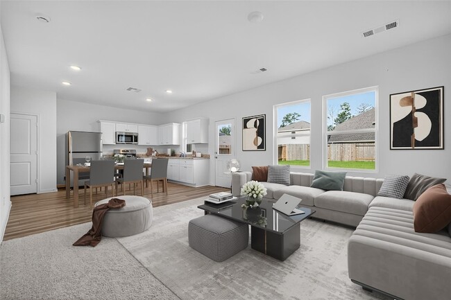 Photo - 18752 Lucas Michael Wy