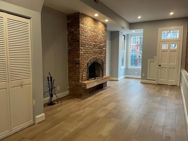 Photo - 1115 1/2 5th Street Northwest - A