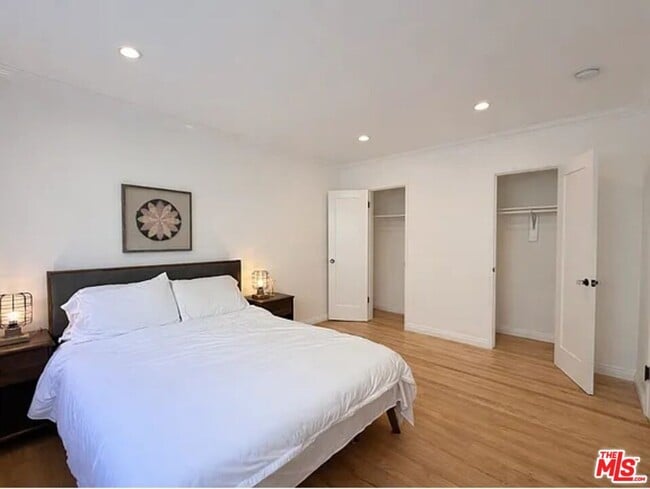 Photo - 1033 20th St Unidad N