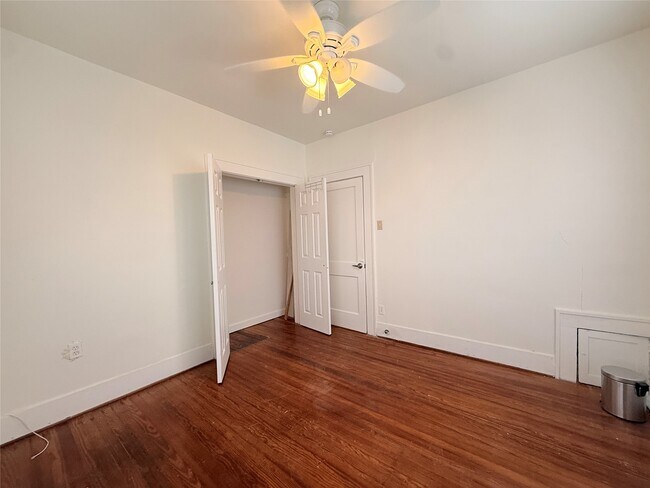 Photo - 1201 W Gray St Unit 3