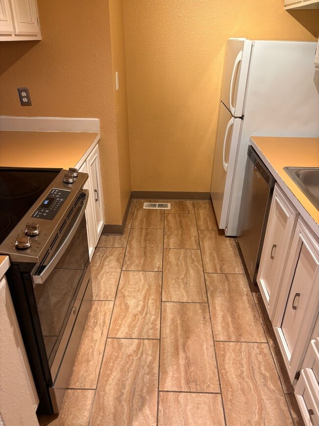 Photo - South Anchorage 2 Bed/1 Bath Condo!