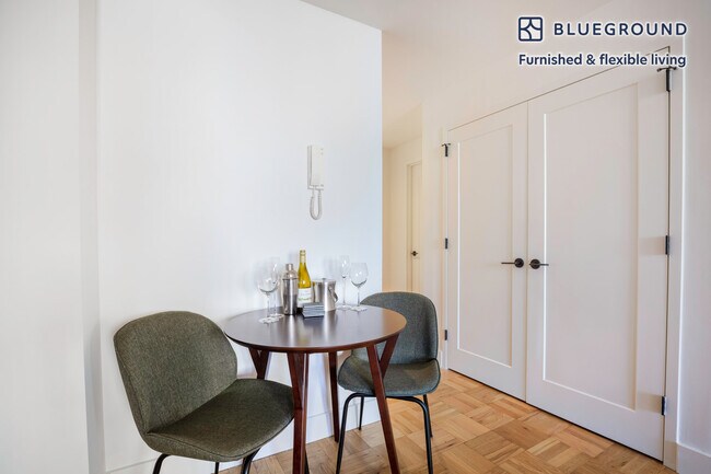 Photo - 67 Wall St Unit FL22-ID227