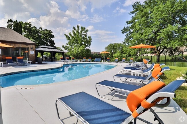 Building Photo - West Grove on the Lake Rental