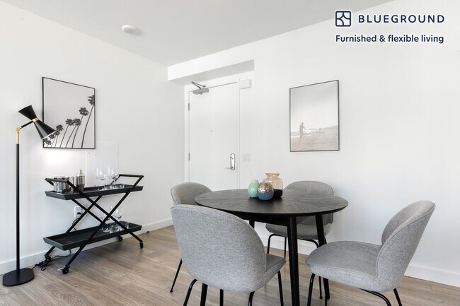 Photo - 39 Tehama St Unidad FL14-ID207