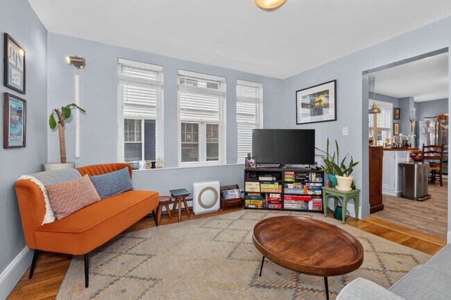 Photo - 52 Mansfield St