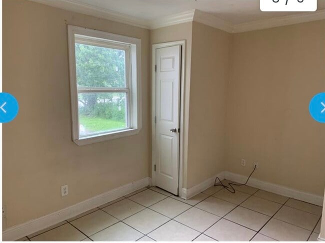 Building Photo - 2031 Pace Blvd Unit Spacious Apt in Algiers