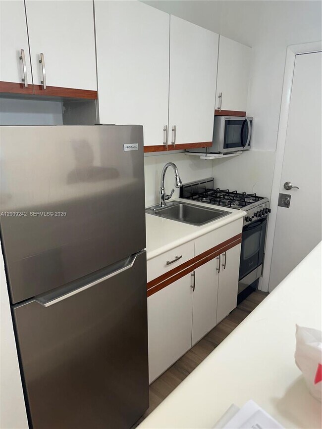 Photo - 6310 SW 79th St Unit 1