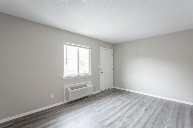 Photo - 113 Goodson Ave Unit 11