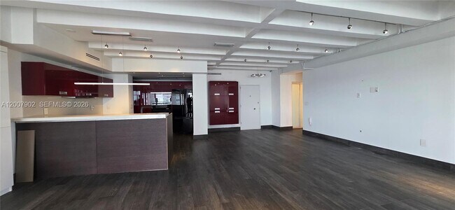 Photo - 5255 Collins Ave Unidad 7G