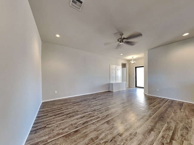 Photo - 11513 Ruger Rd