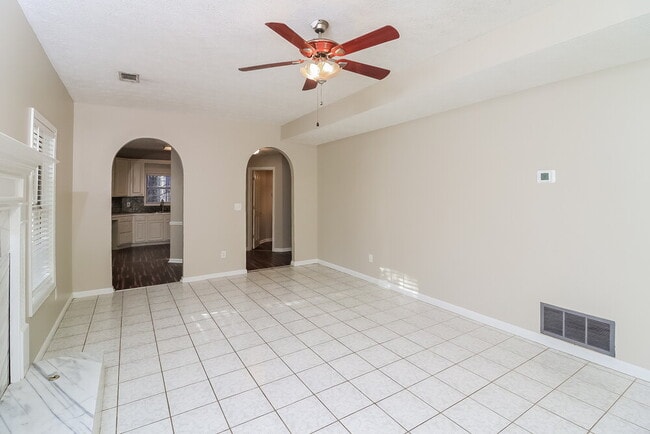 Photo - 1347 Windage Ct SW