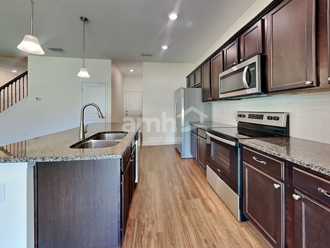 Photo - 6605 Hidden Rose Pl