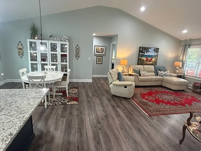 Photo - 2135 Waterford Pointe Rd