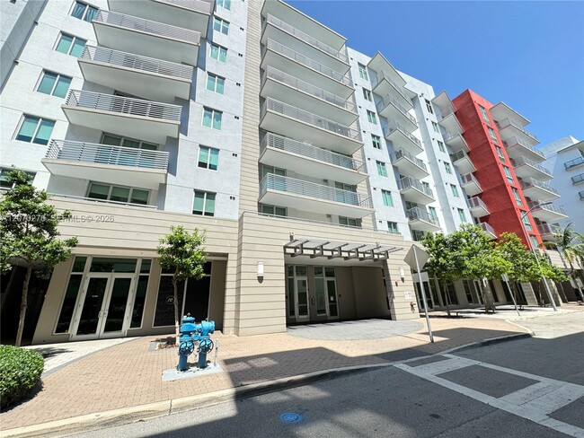 Building Photo - 7661 NW 107th Ave Unit 308