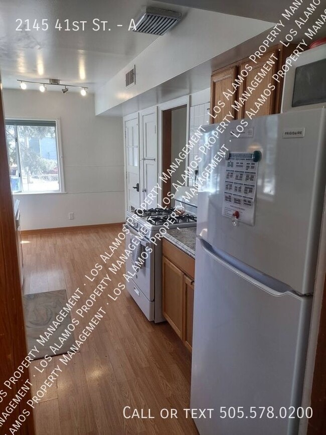 Photo - 2145 41st St