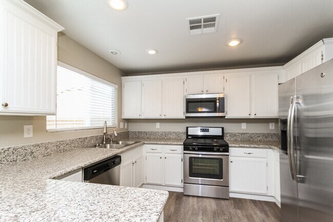 Photo - 10252 Nolinas St