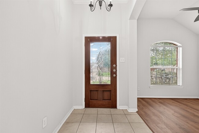 Photo - 6030 Wildbriar Ln