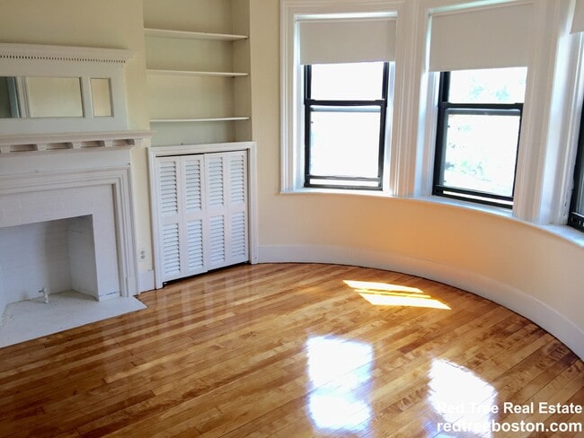 Photo - 21 Brighton Ave Unidad 3