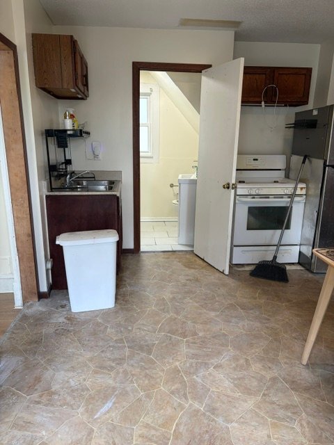 Photo - 400 Van Buren Ave Unit 406-1