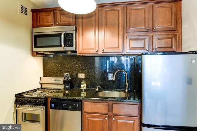 Photo - 1311 Delaware Ave SW Unit S145