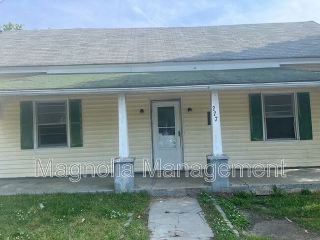 Building Photo - 277 Chavasse Ave