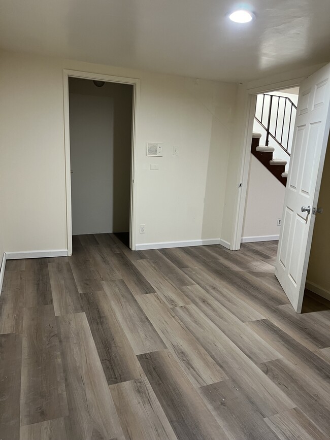 Photo - 12224 Beverly Blvd