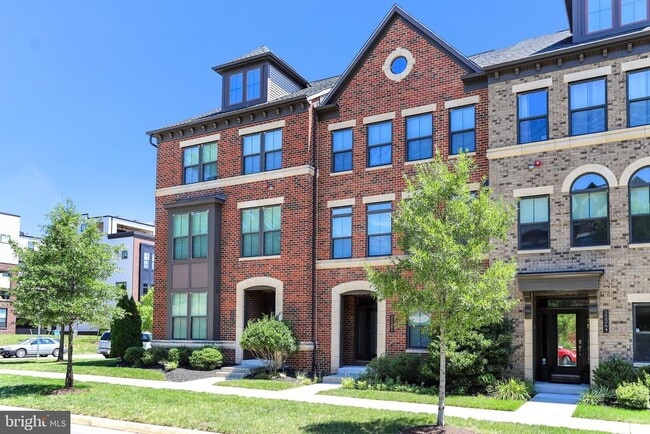 Building Photo - 22262 Philanthropic Dr