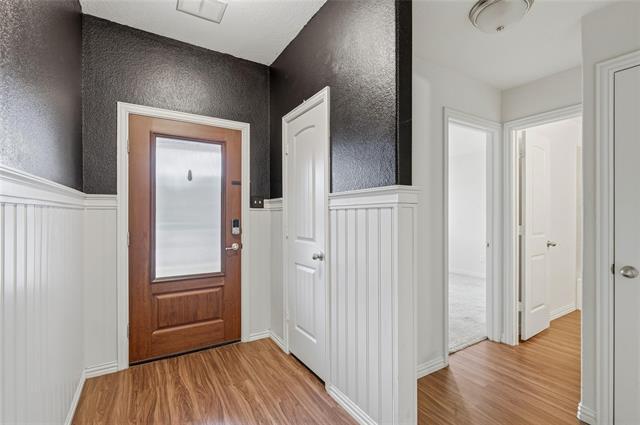 Photo - 903 Spruce Ln