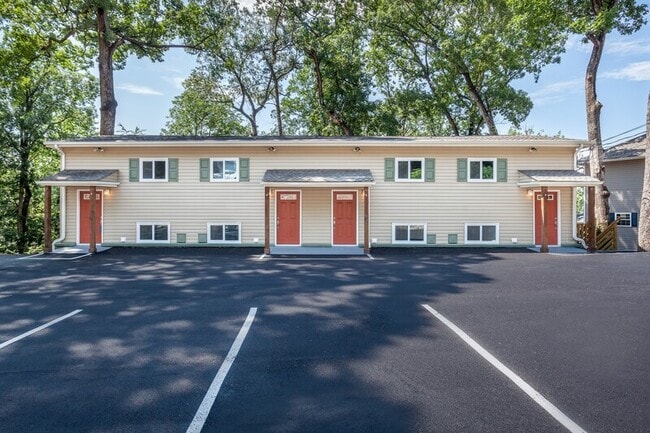 Building Photo - 316 Chambliss St