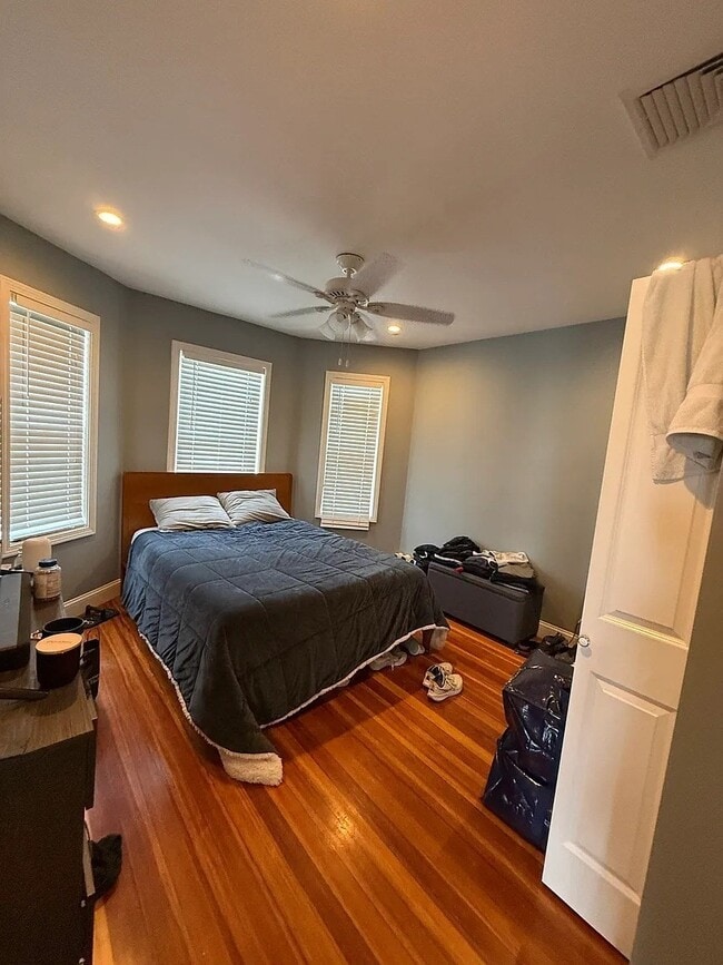 107 Neponset Ave