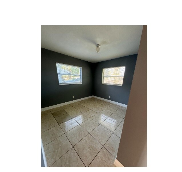 Photo - 3254 NW 13th St