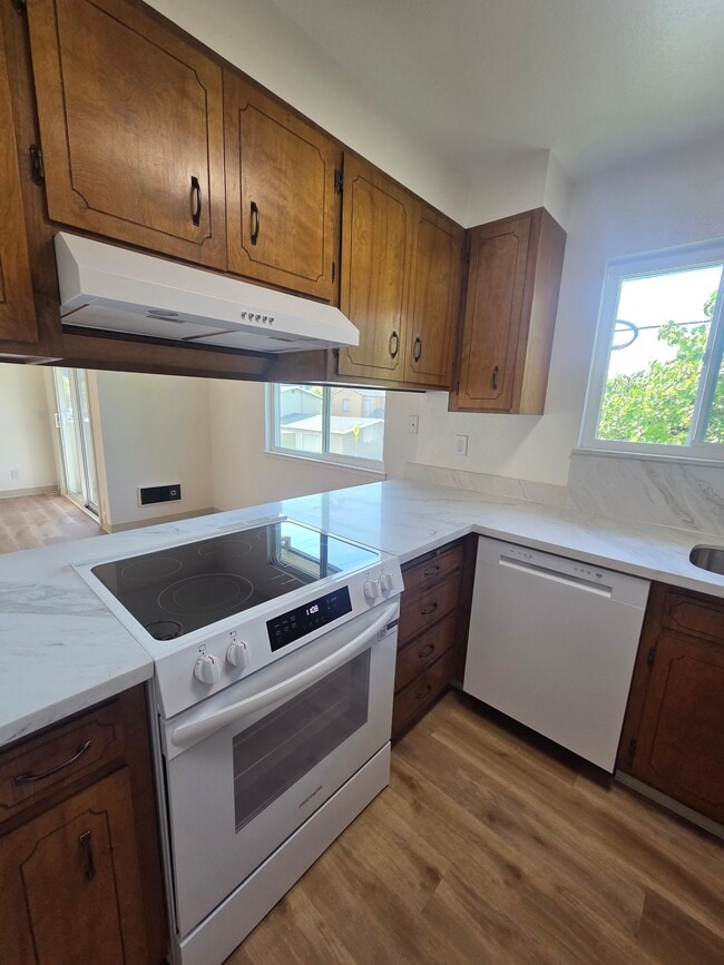 Photo - 3124 Yosemite Ave Unidad 3