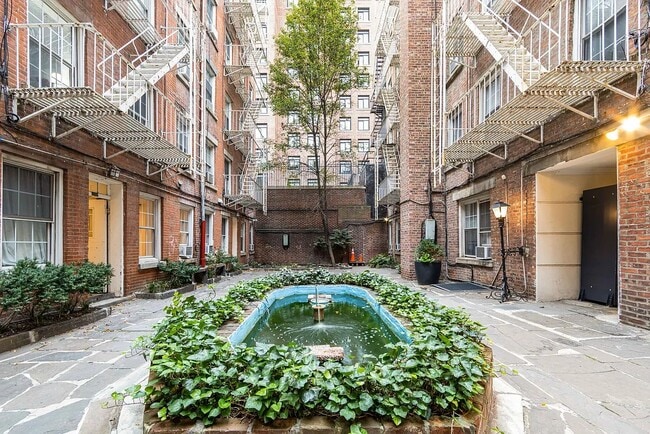 Photo - 224 Sullivan St Unit E3